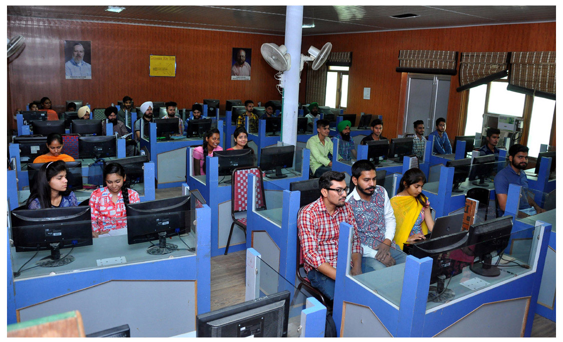 DSC AI ML Lab S.G.G.S. Khalsa College