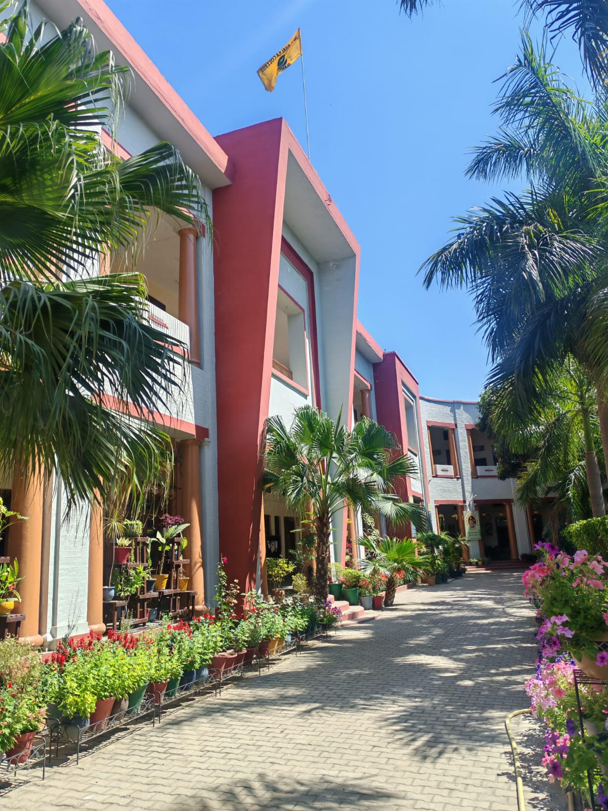 S.G.G.S. College Campus
